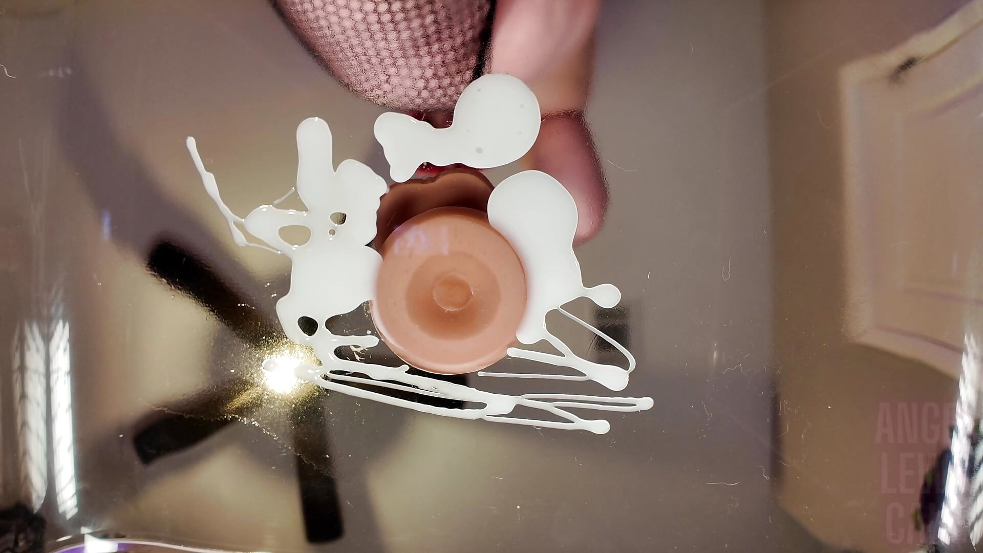 Messy Facesitting POV - video oleh Angel-Lewd-Cake kamera model