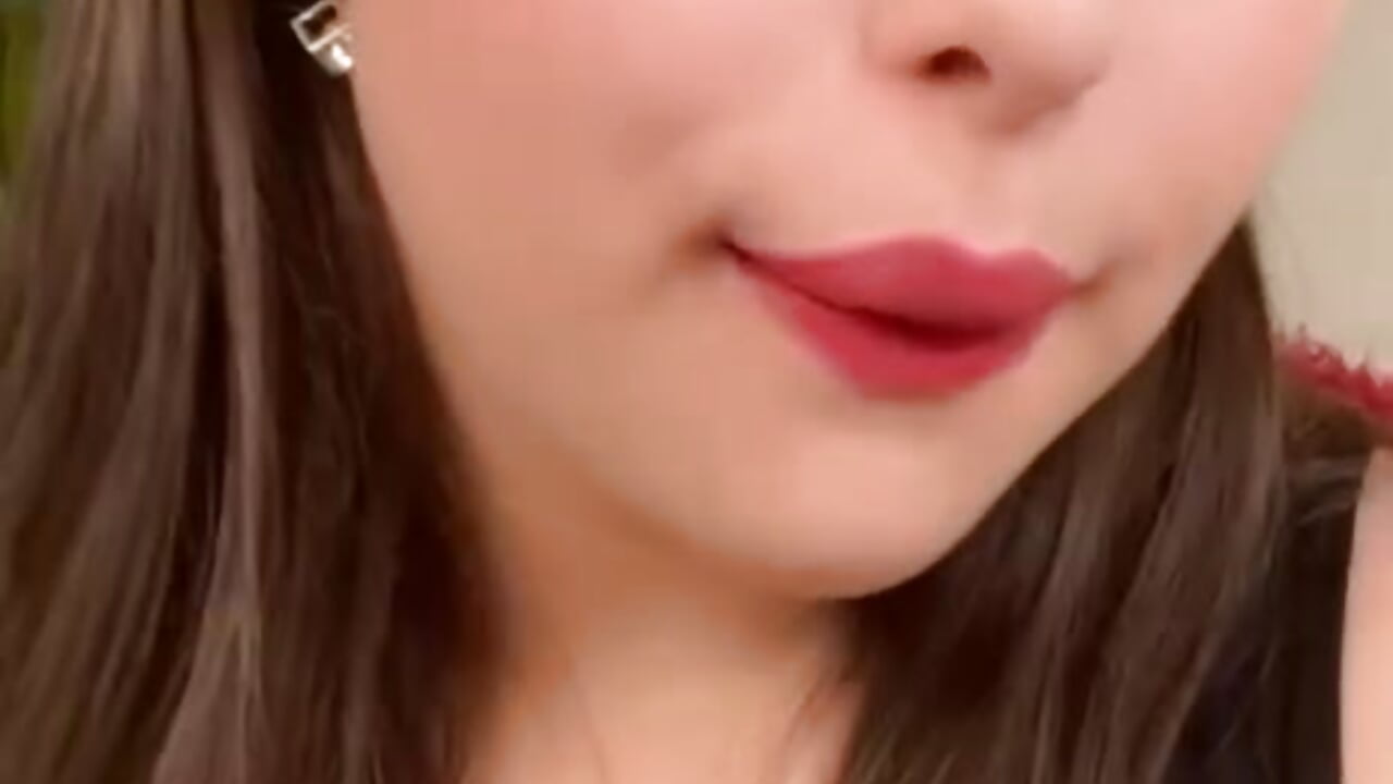 Hello there^^ – video od webkamerové modelky Lunna_White_