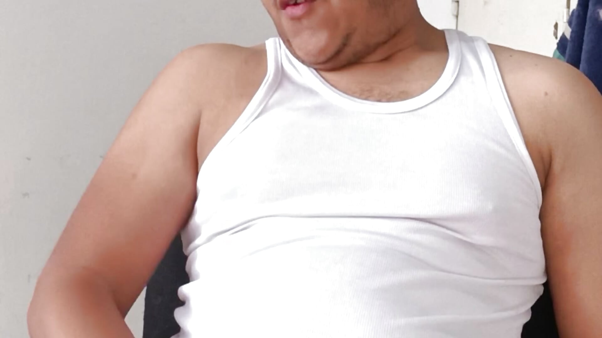 Masturbandome por ustedes - video by latindirtyblack cam model