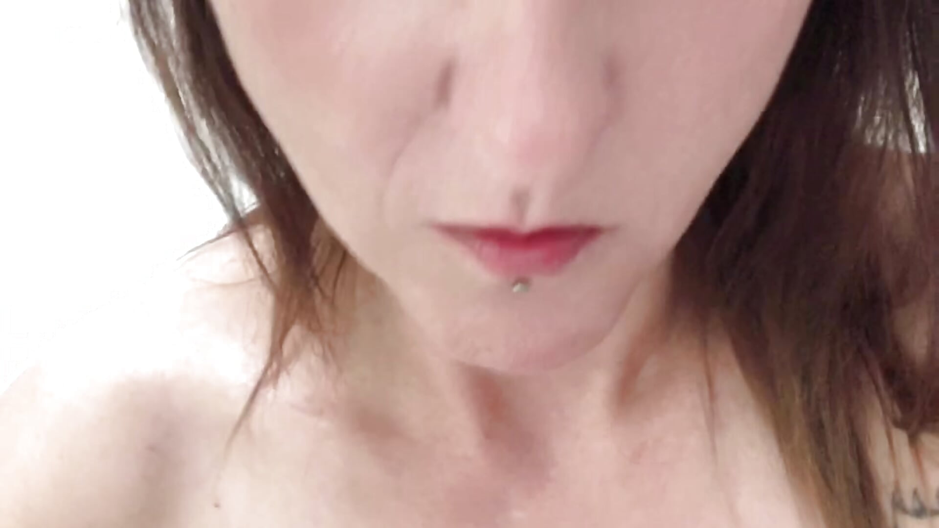 Sneak peek before shaving my pussy :) - βίντεο μοντέλου xloritax