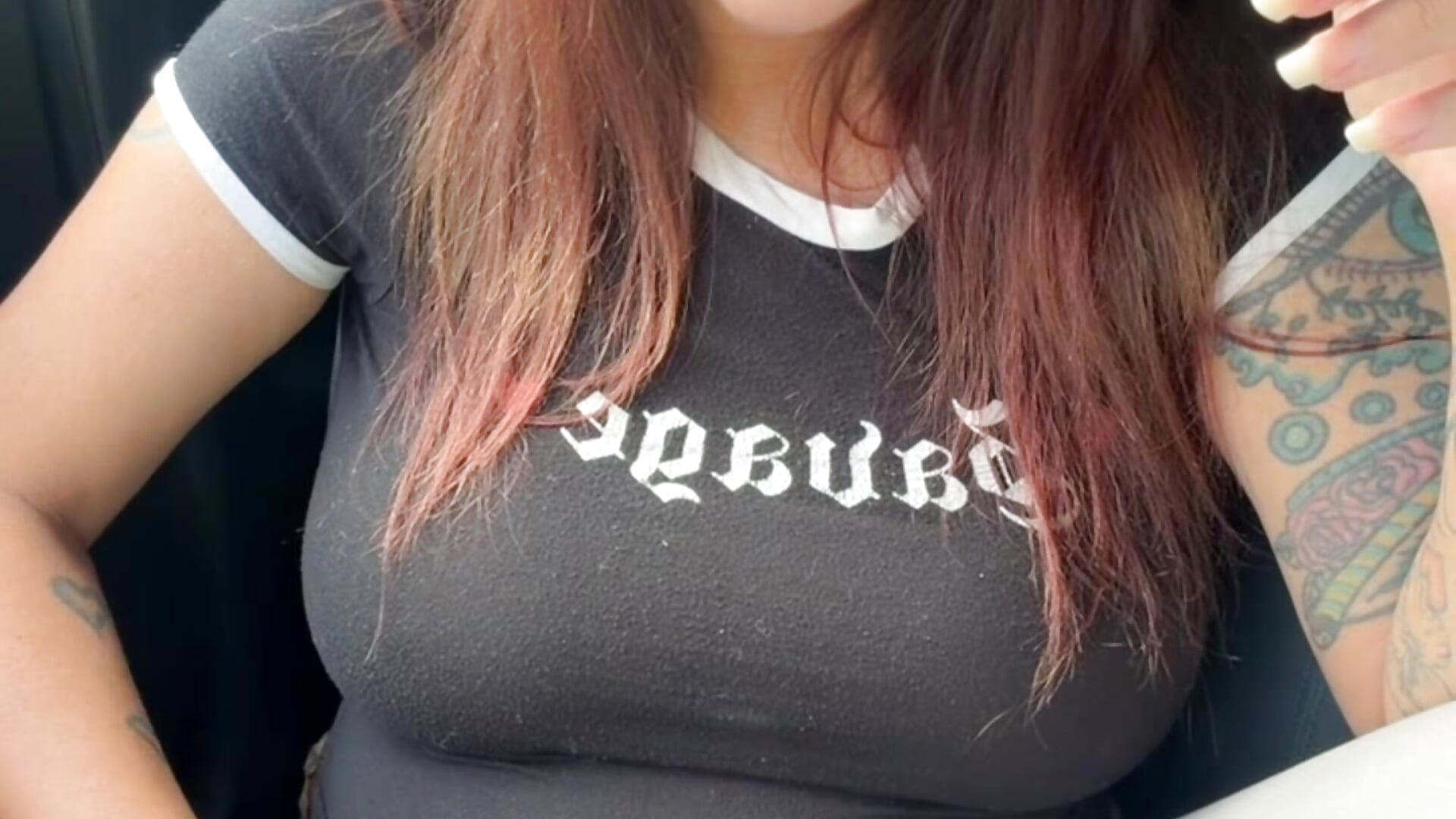 Smoking in My Car, Pissing My Leggings & Soaking My Clothes in the Shower 💦🚿