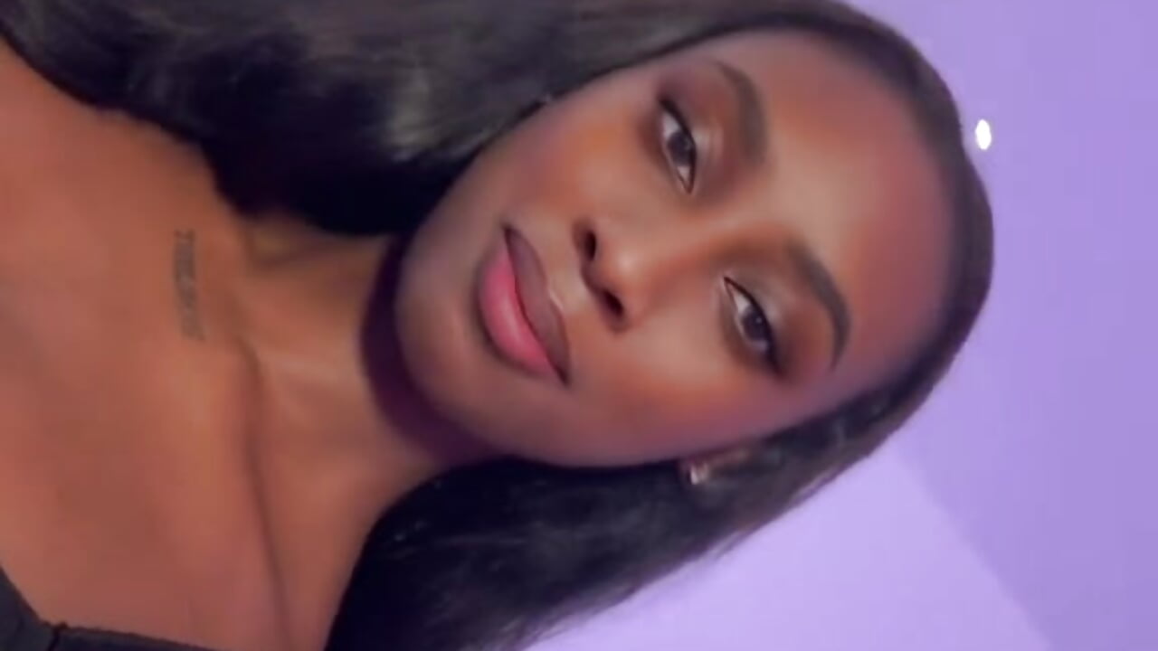 I'll be online in a few minutes, we'll have a lot of fun tonight 😘 - NicholScully主播的视频