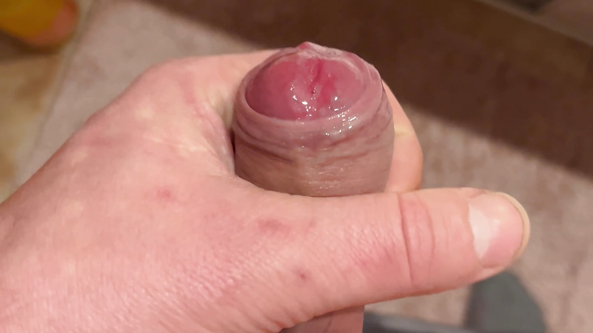 Мастурбирую член с игрушками - video by sergei21819 cam model