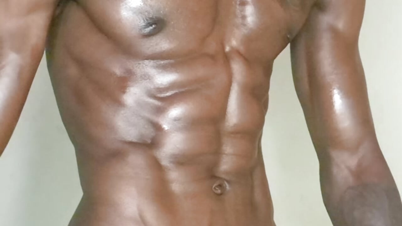 1000144635 – video od webkamerové modelky mgmonako