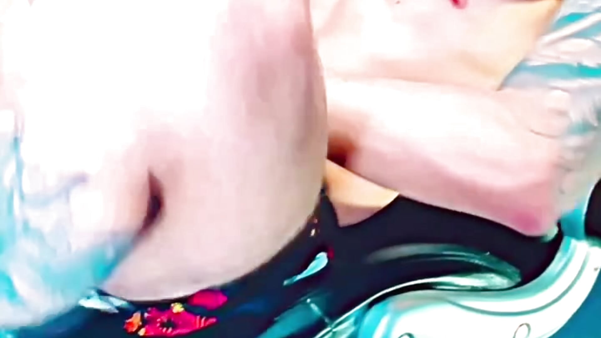 + - فيديو من aaronswt موديل الكام