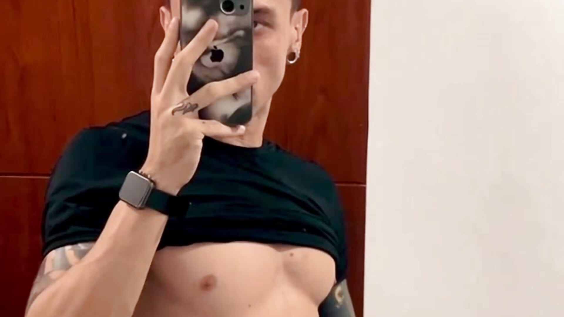 x - فيديو من aaronswt موديل الكام