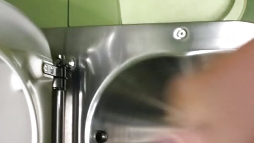 612502_640_360 - video by Bayer911 cam model