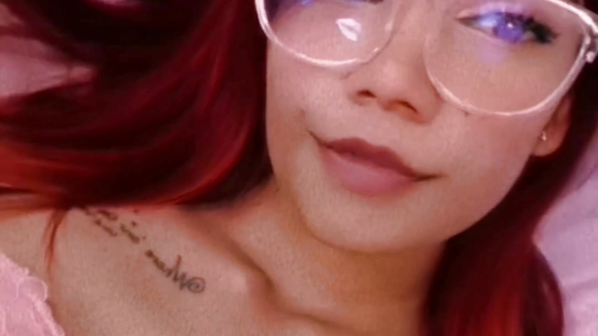 😝❤ – video modela na kameri 1SweetIndian