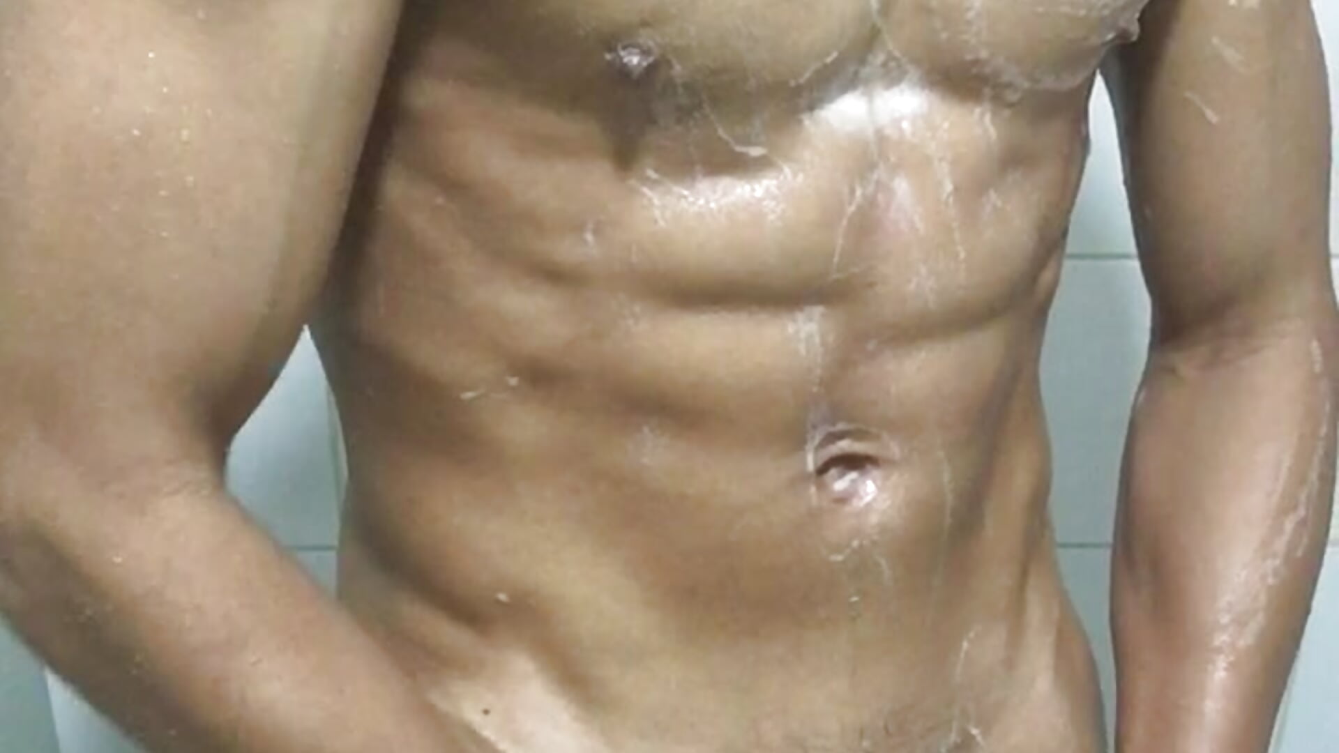 Bruno gets hard and cums so good in the shower - video by Brunocuttie94 cam model