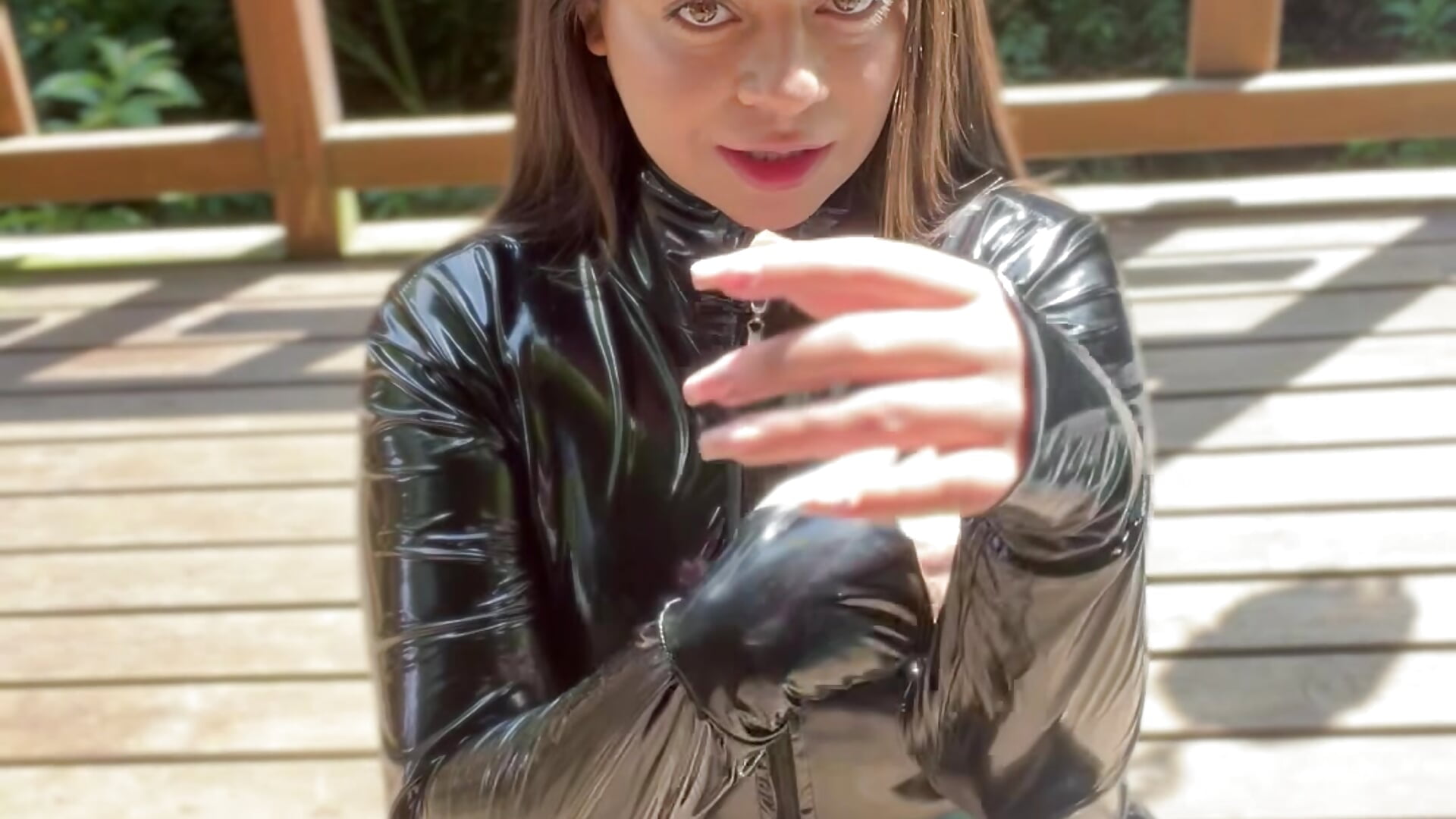 IMG_2673 - video by sarah-bonneth cam model