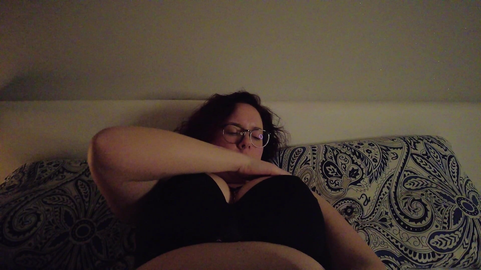 Harte Mastrubation in Dessous - video by LizzHardy cam model