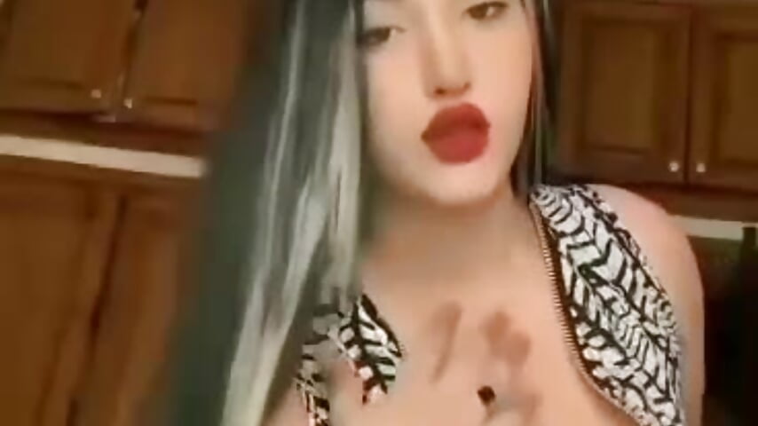 VID-20230906-WA0109 – видео вебкам-модели Mryana2