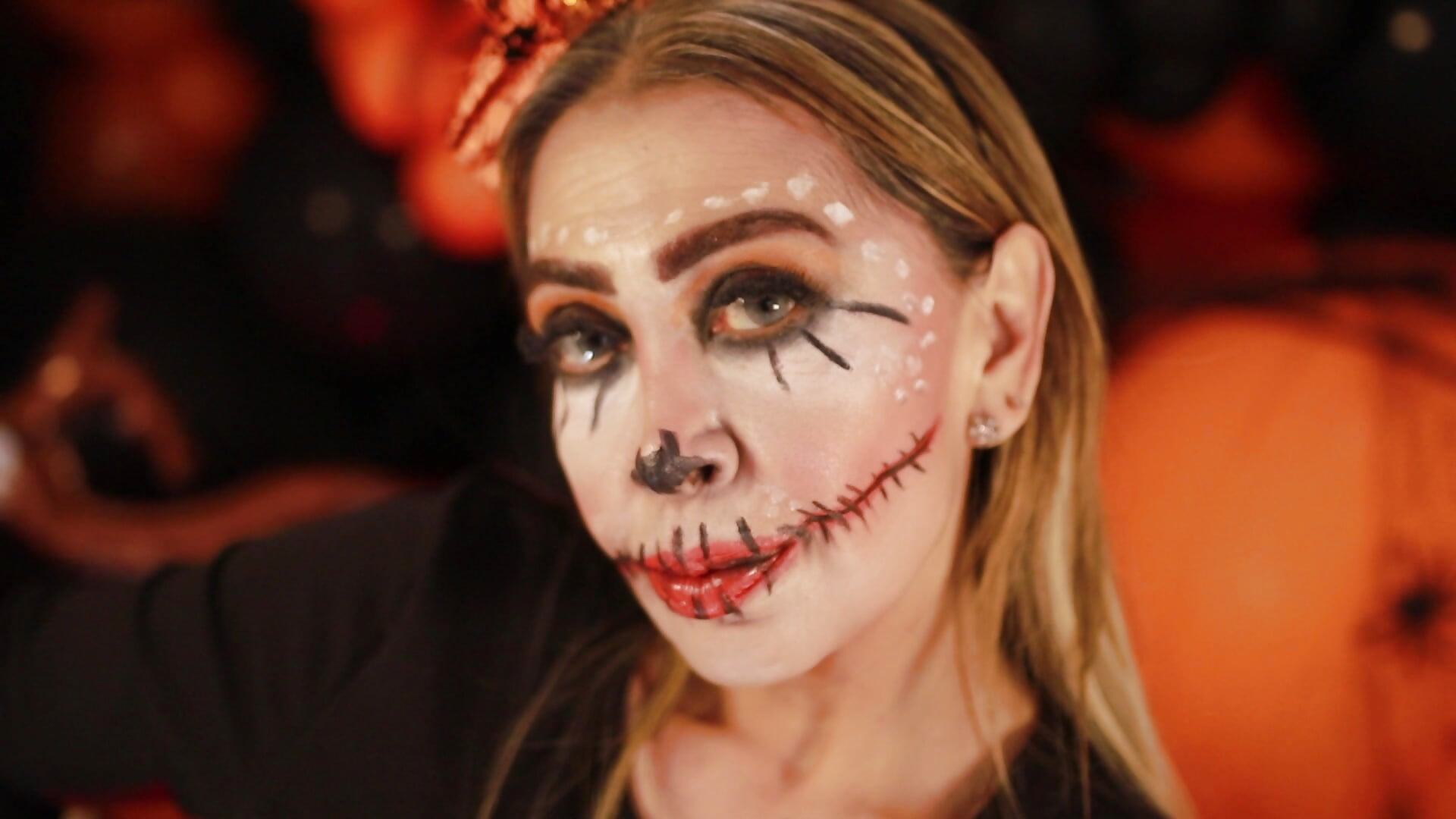 Halloween - video by EvelinaGrey cam model