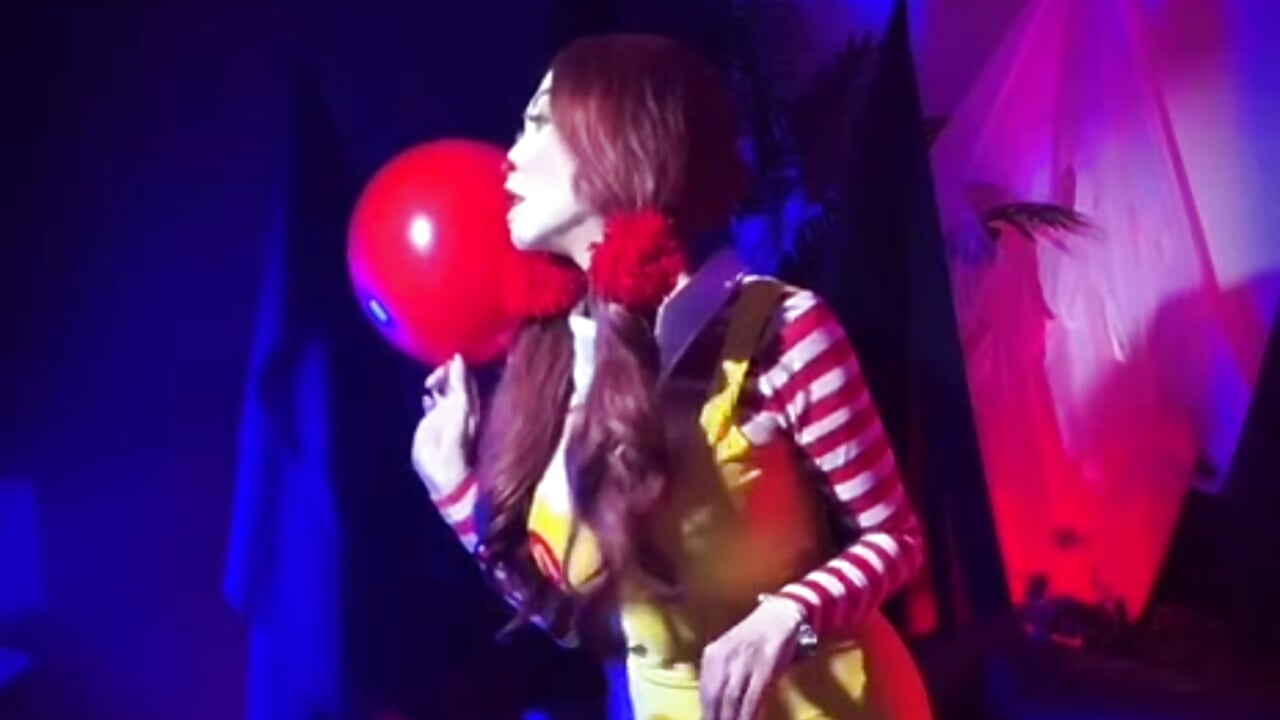 Halloween day ✨ – video od webkamerové modelky EvelinaGrey