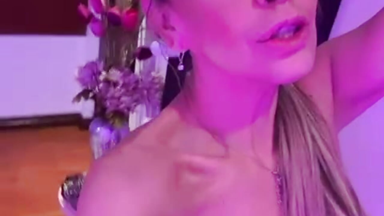 My Sexy 😉🔥 - video by EvelinaGrey cam model