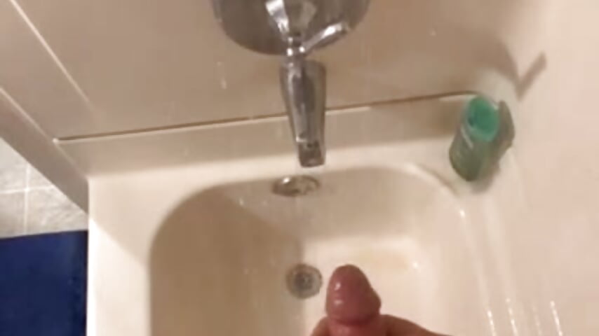 Getting hard and soapy in the shower - video by Moose2889 cam model