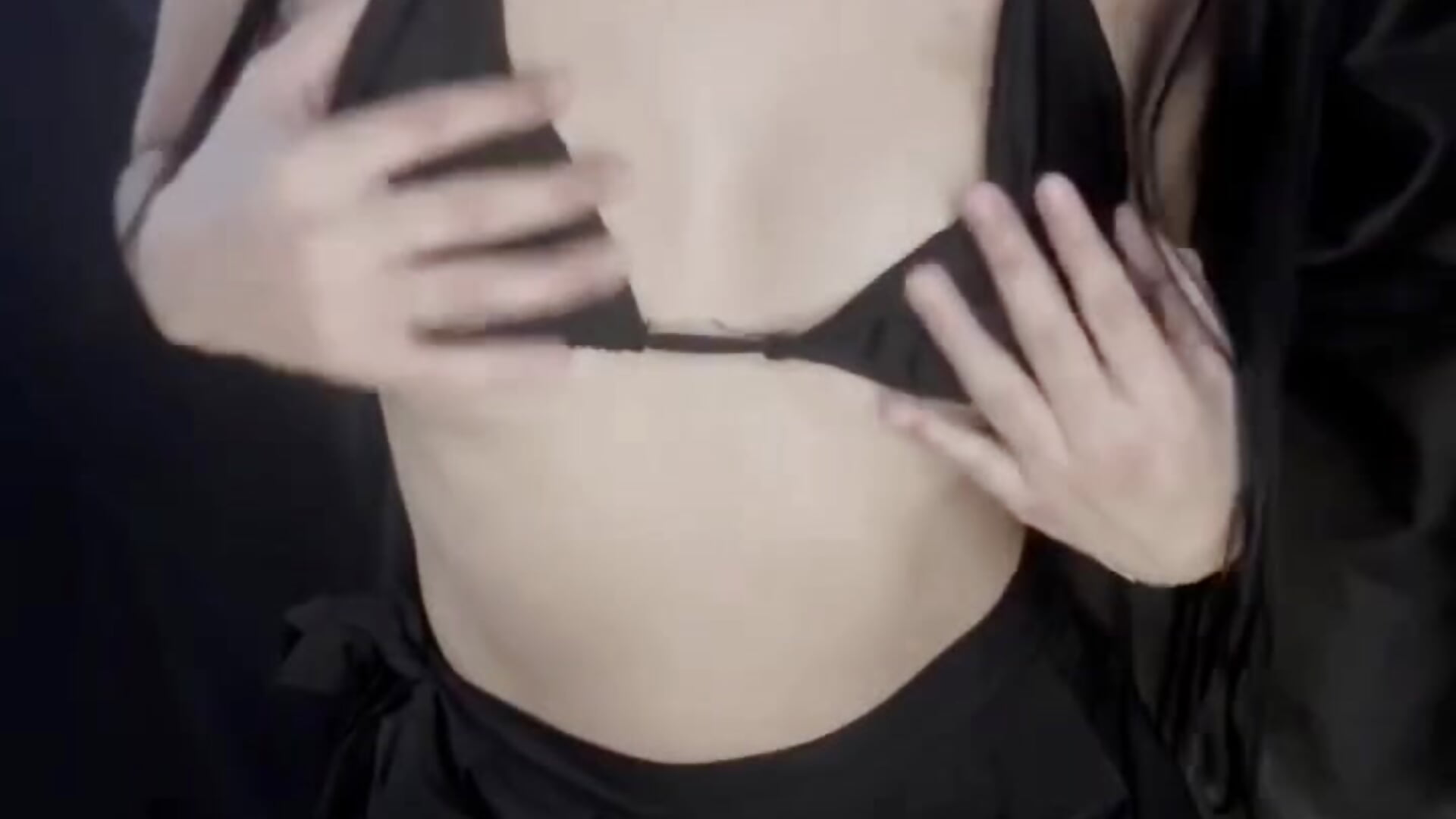 boobs - video by Lila_Pinky cam model