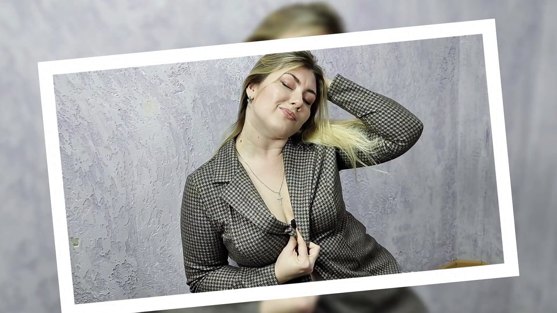 impudent - video by SofiaLuxx cam model