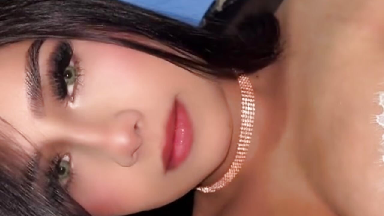 Me 🌹 - video by Jesse_Vera_ cam model