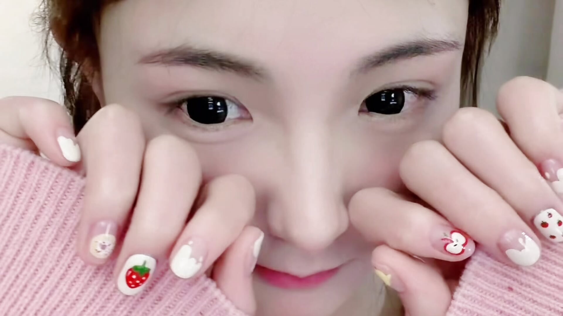 853e8461f49114a4279674a72ad15588_raw - vídeo de la modelo de cam LH7