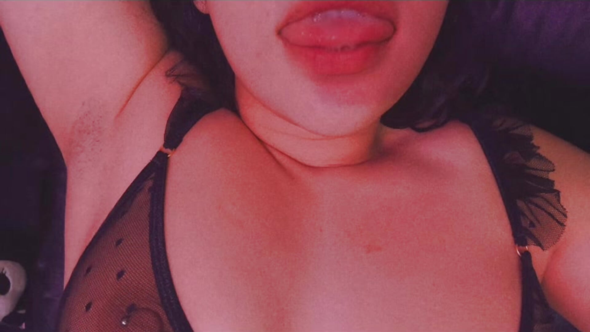 Slutty Spit Bubblzzzz - clip cu EvaCrux model videochat