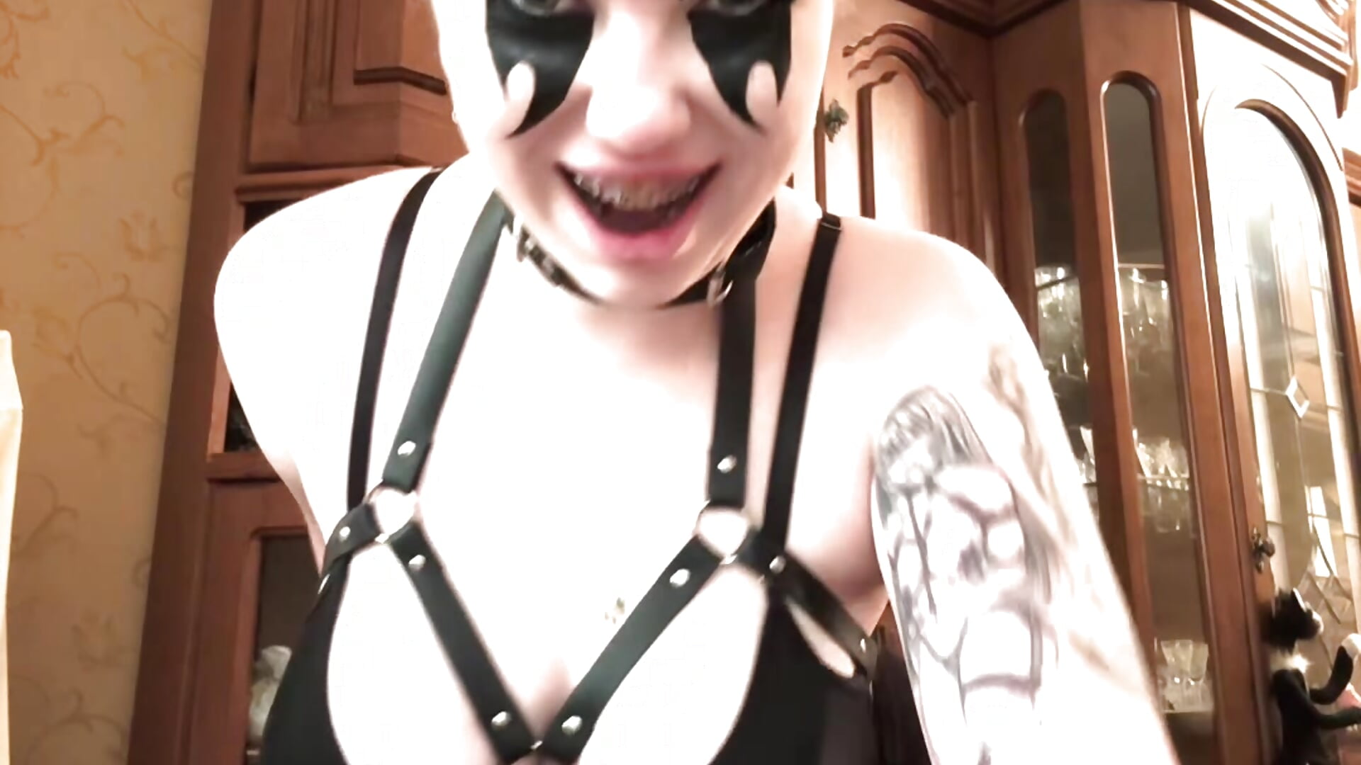 Hot rave 😻😈 - video by SugarMuse cam model