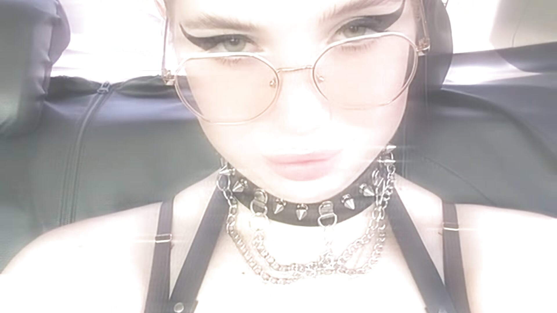 rave💦💦 - video by SugarMuse cam model