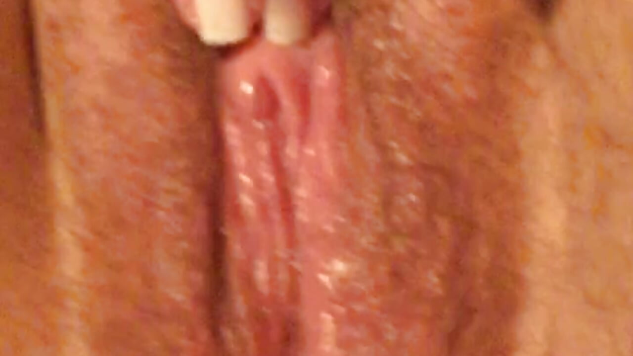 wet pussy in the morning - video by abiandtre cam model