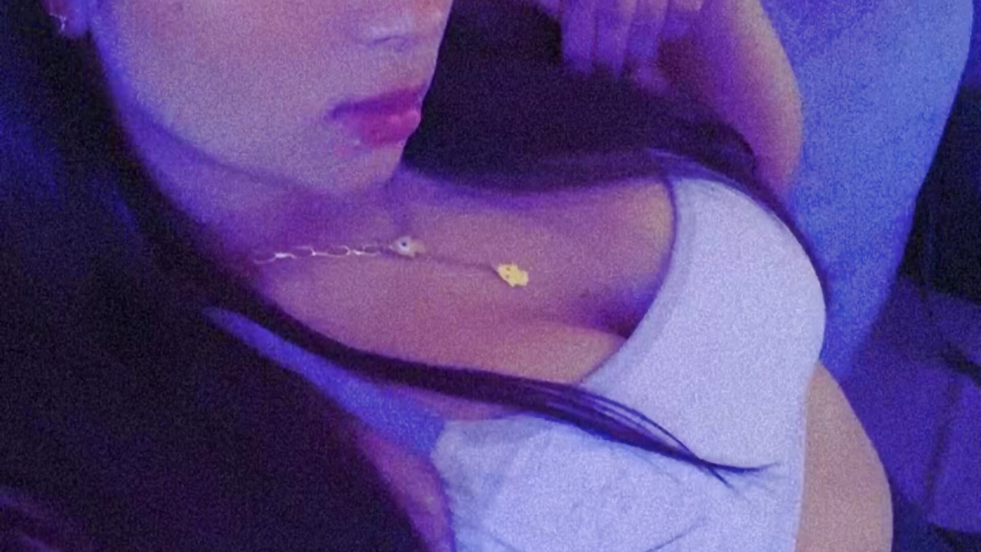 trim,B6EF2555-D2D4-4DA6-A682-632F5D9DBCDB - video by paopira cam model