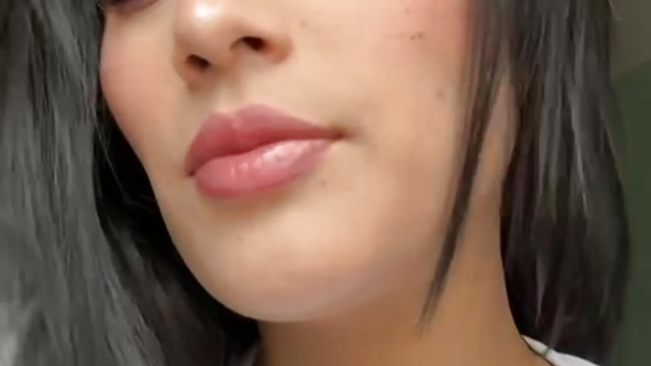 My beautiful face🥰 – видео вебкам-модели missatenea