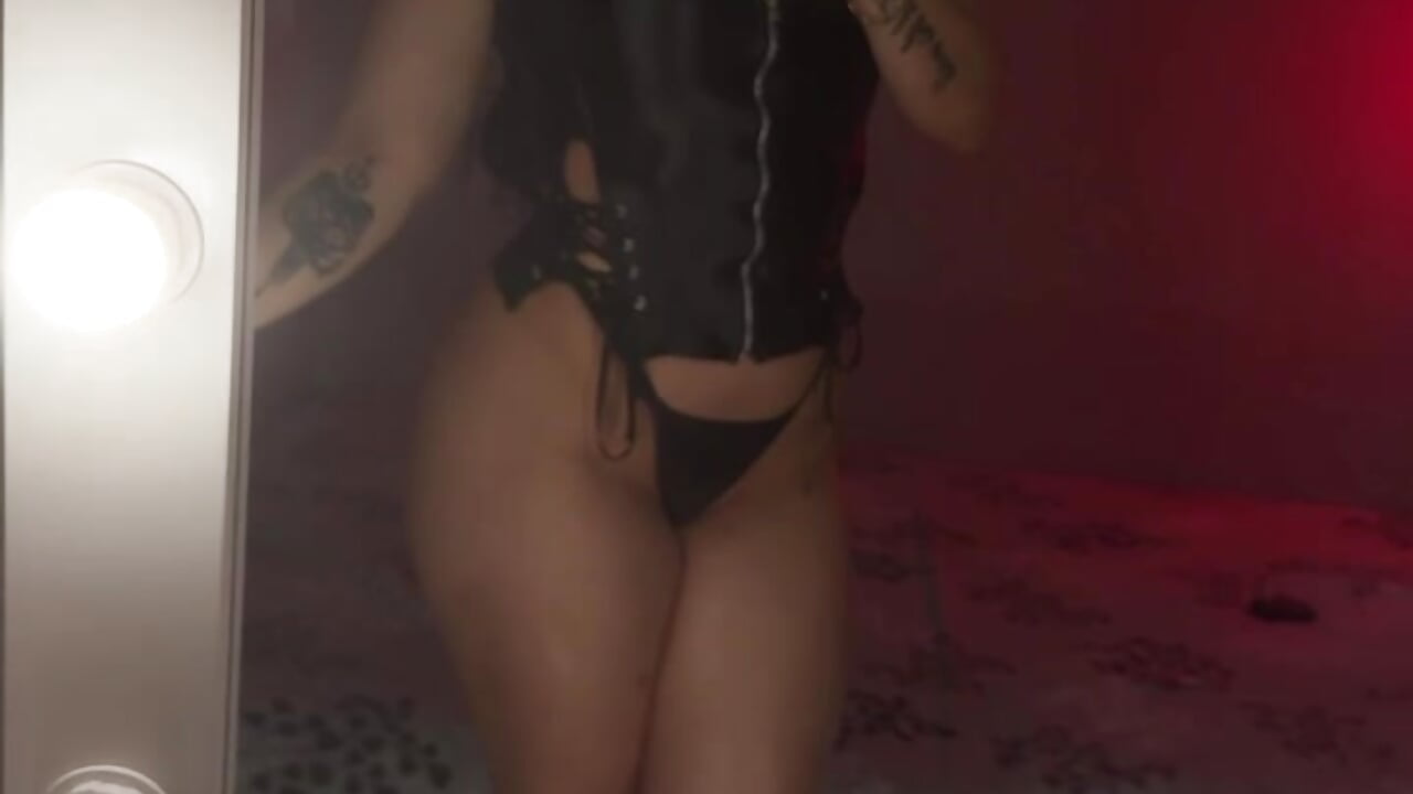 profile-intro-video-1775609368 - video by SkarlettMonliss cam model