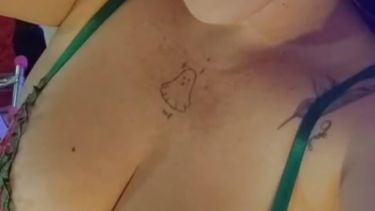 join me? - video by itzyvoobs cam model