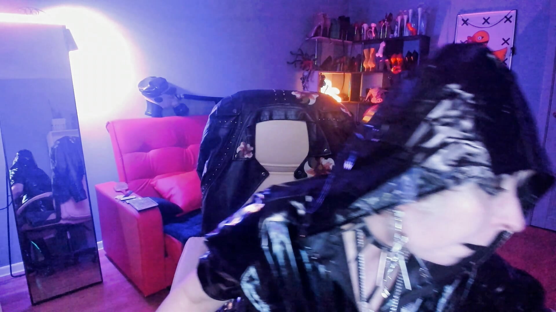 2026-09-12_23-53-45 - vidéo du modèle de showcams GinaMiracle