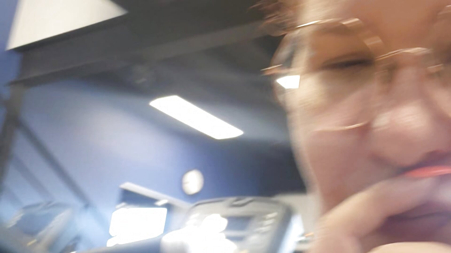 Tu m'accompagne?? - video by Sexyysandra cam model