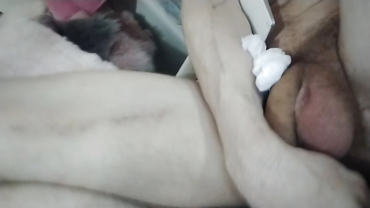 VID20231009030009 - video by AsStraightAsARuler cam model