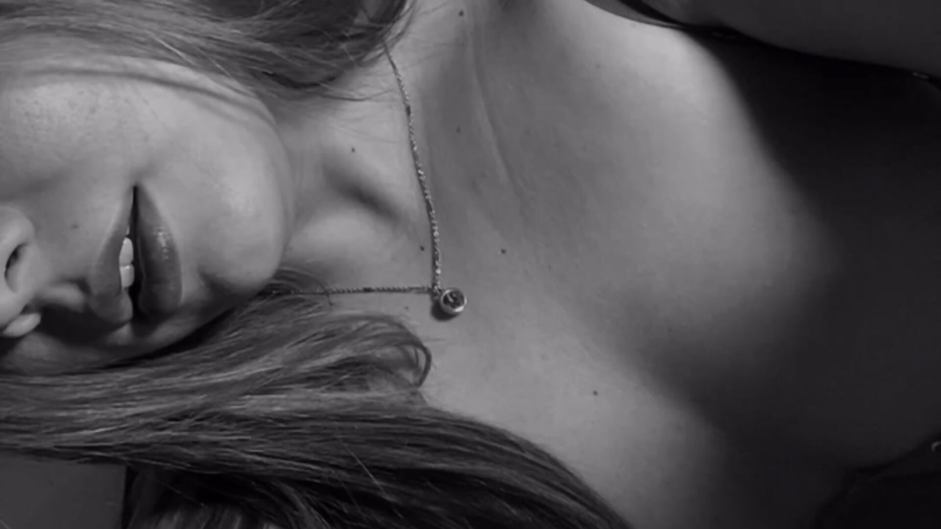 Pm? - วิดีโอโดย little_tifanny82 โมเดลแคม