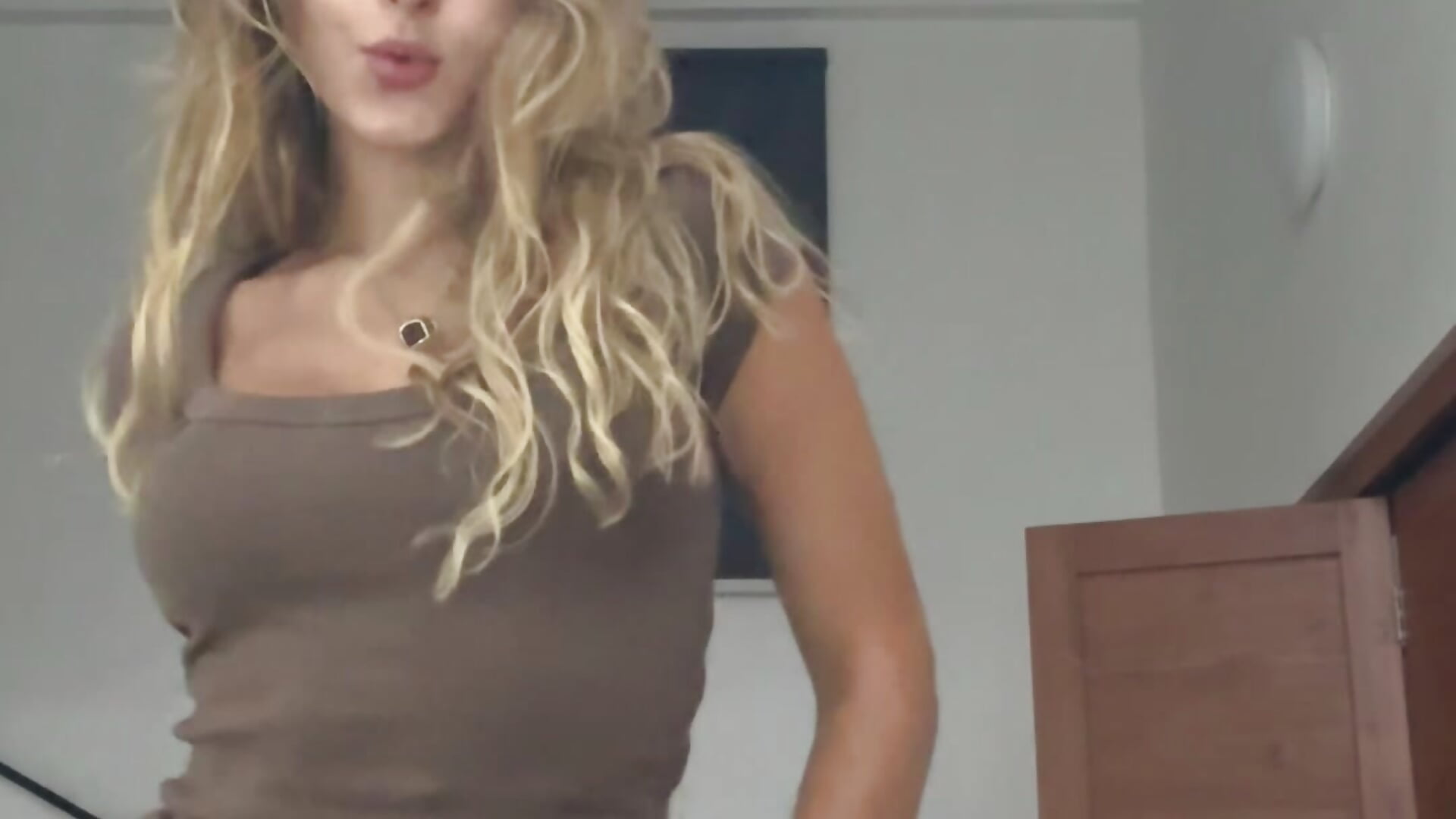 😉 - video by LunaRase cam model