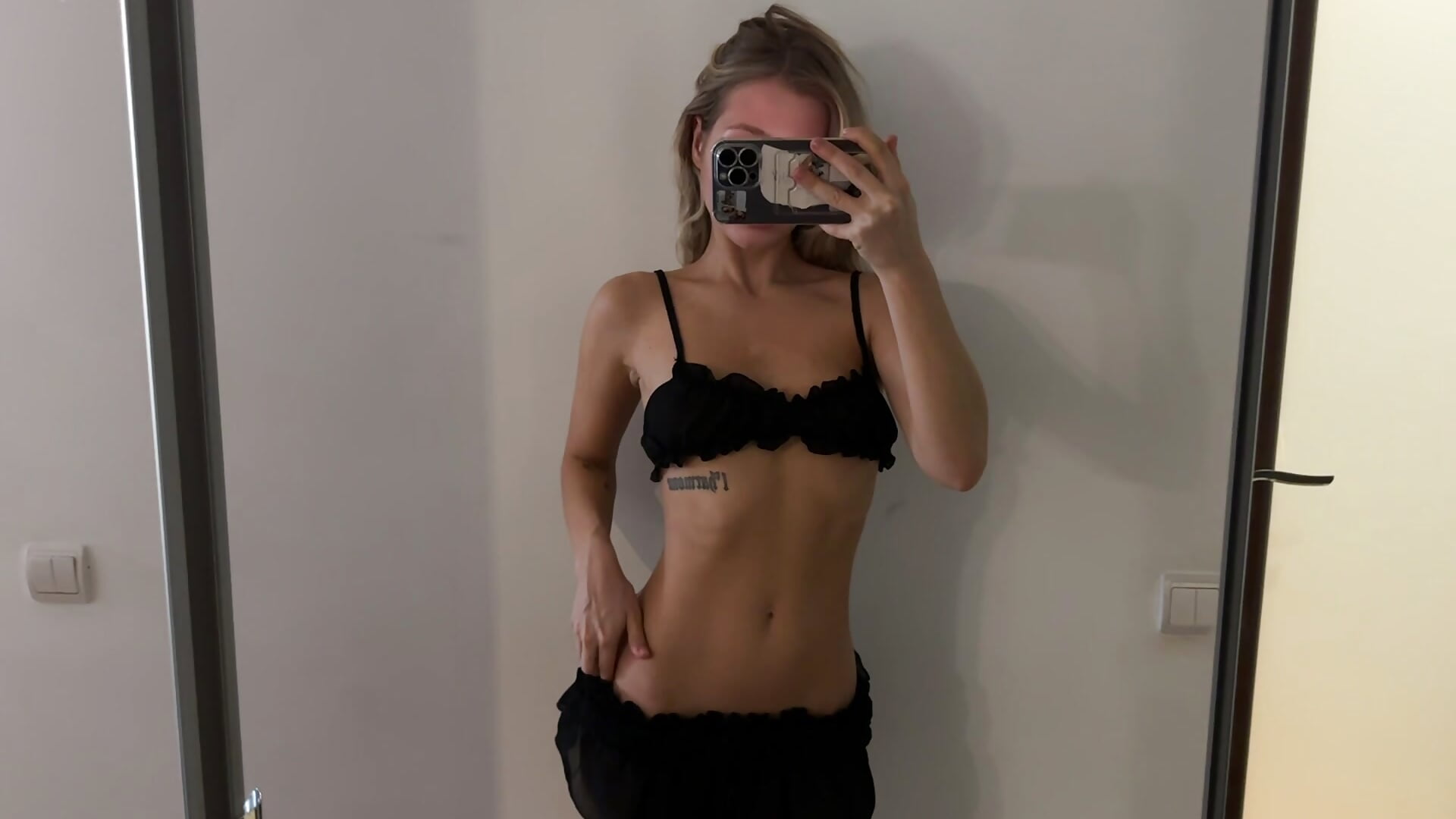 🖤 - video by LunaRase cam model