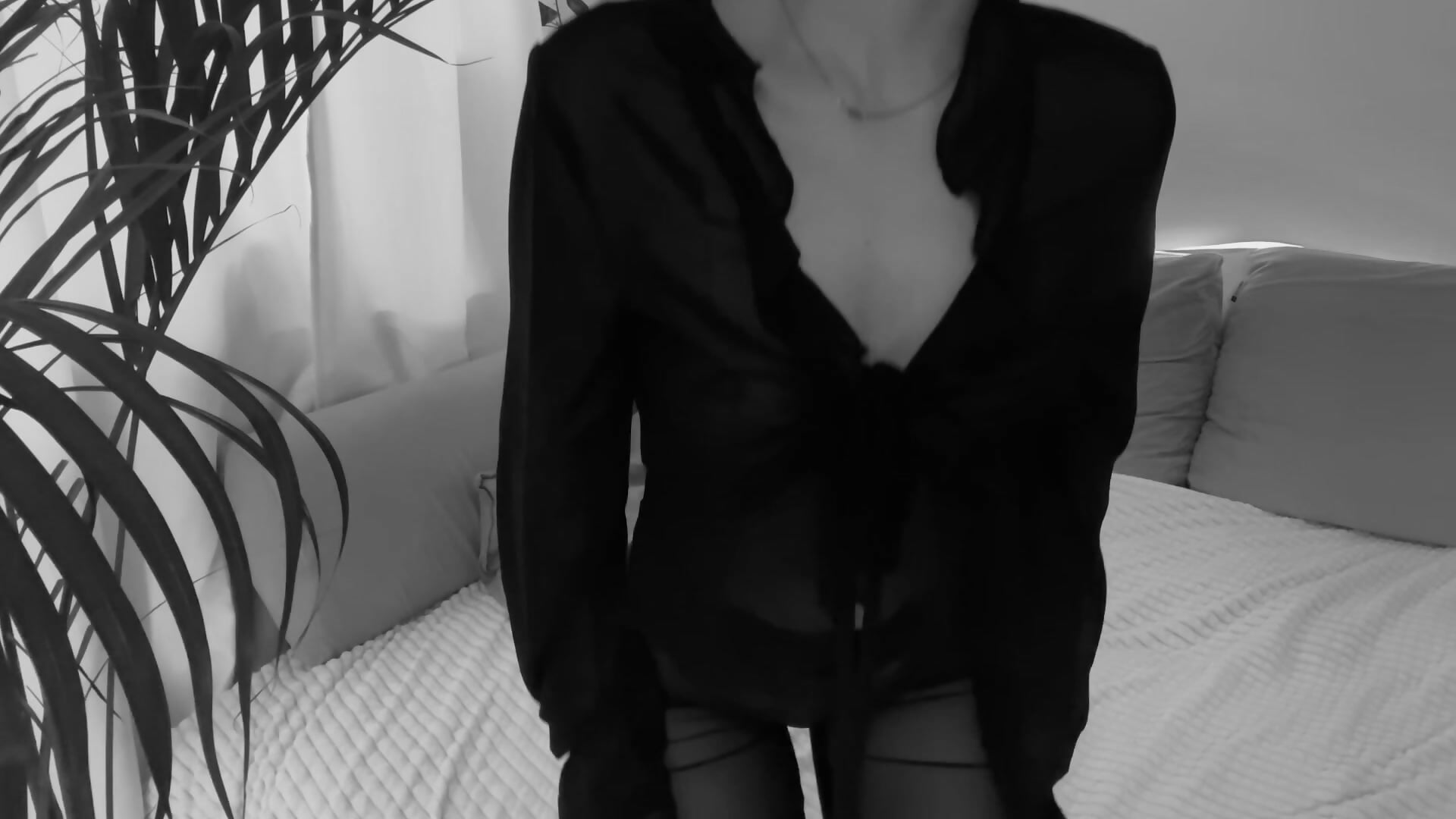 Xxxx 🖤 - video by LunaRase cam model