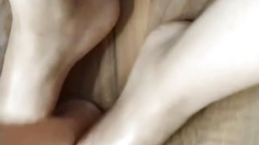 I love doing this with my feet - video di Ashley_A modella di cam