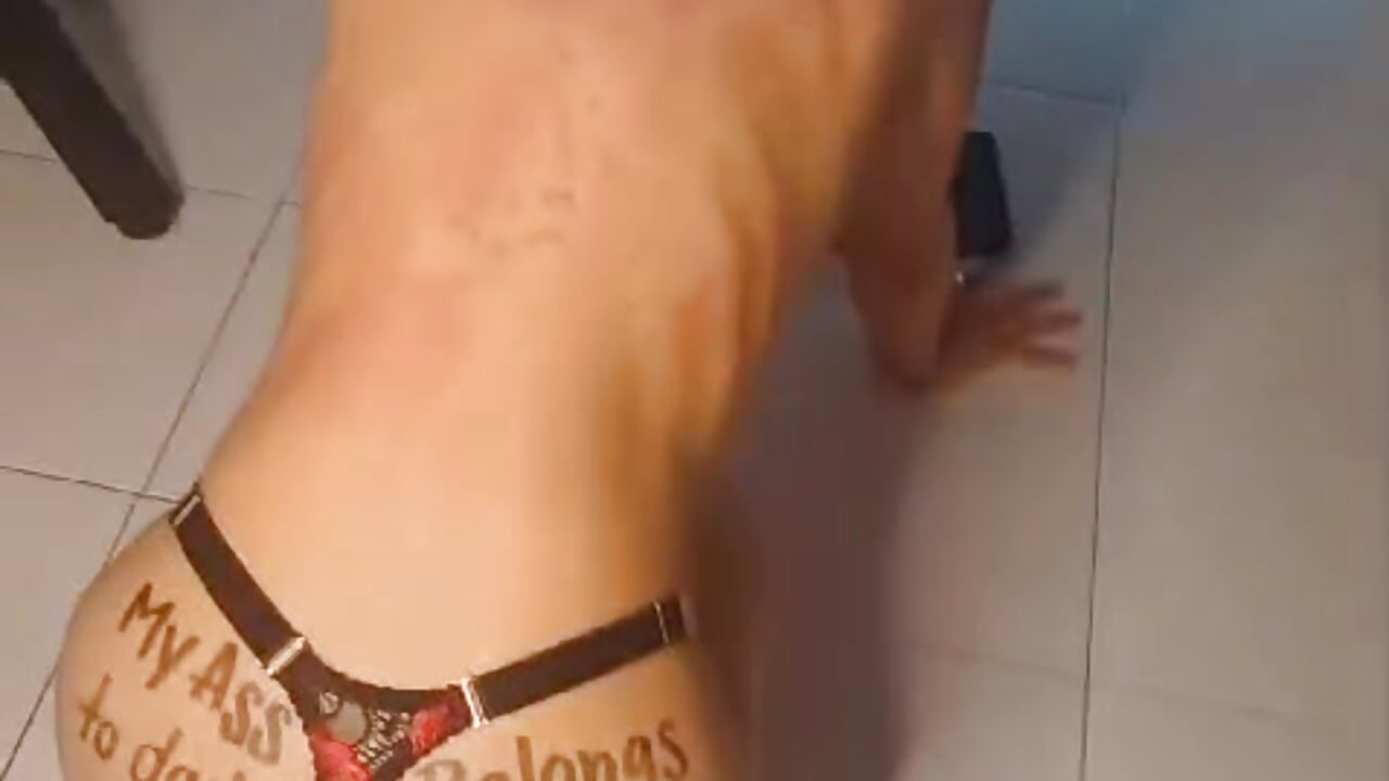 punish3s with straps