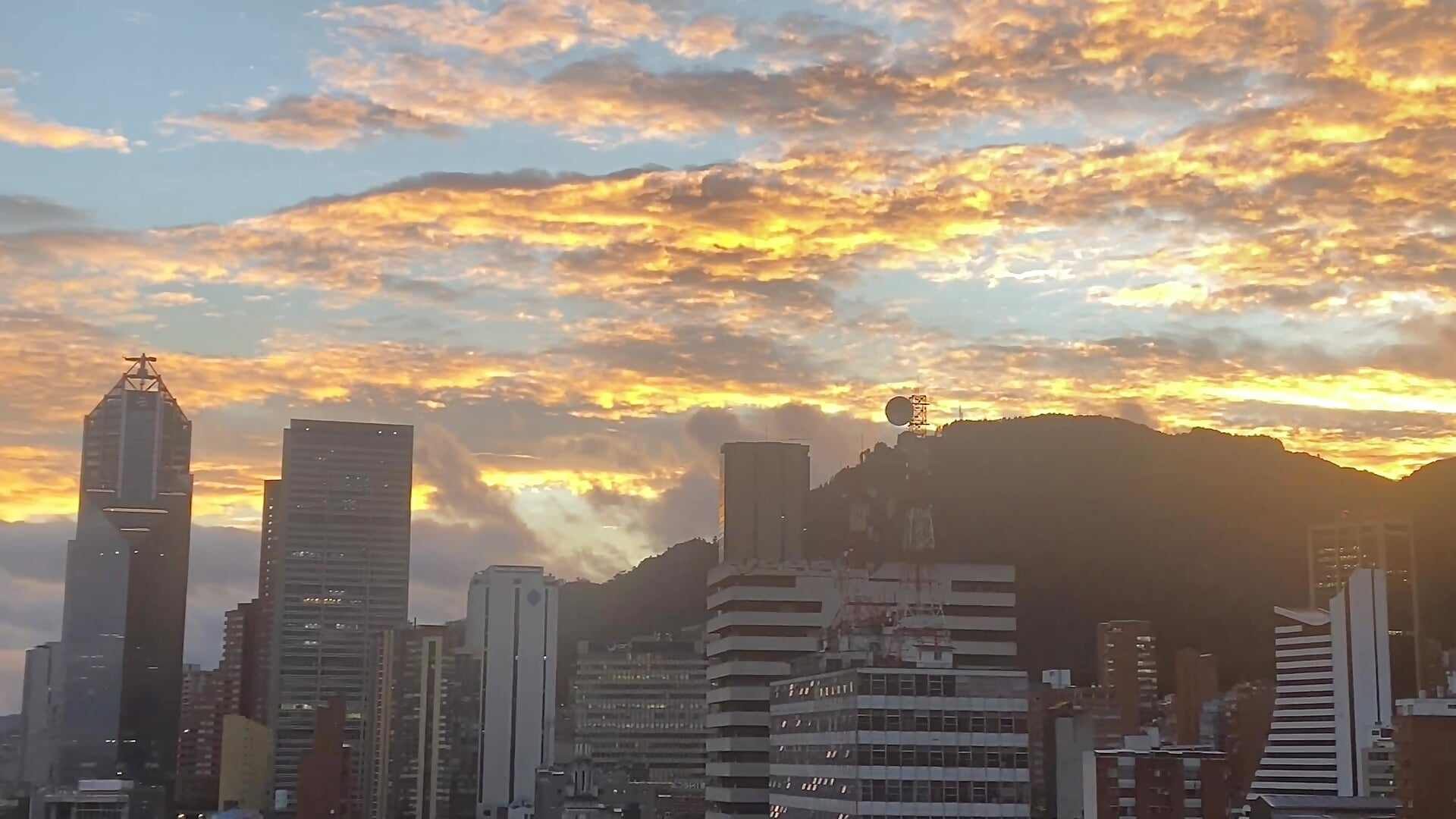 blessed dawn 💛 - Video von alisson_zafiro_ Cam-Model