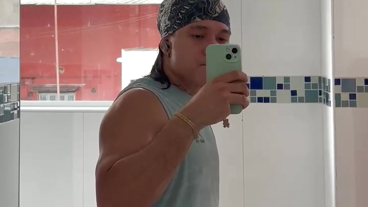 Gym - video by Valerioe cam model