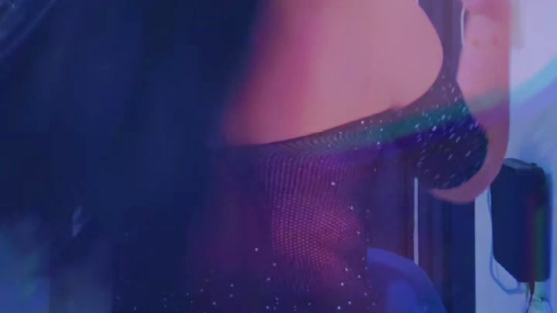 Nice ass - video của người mẫu cam Adriana-55