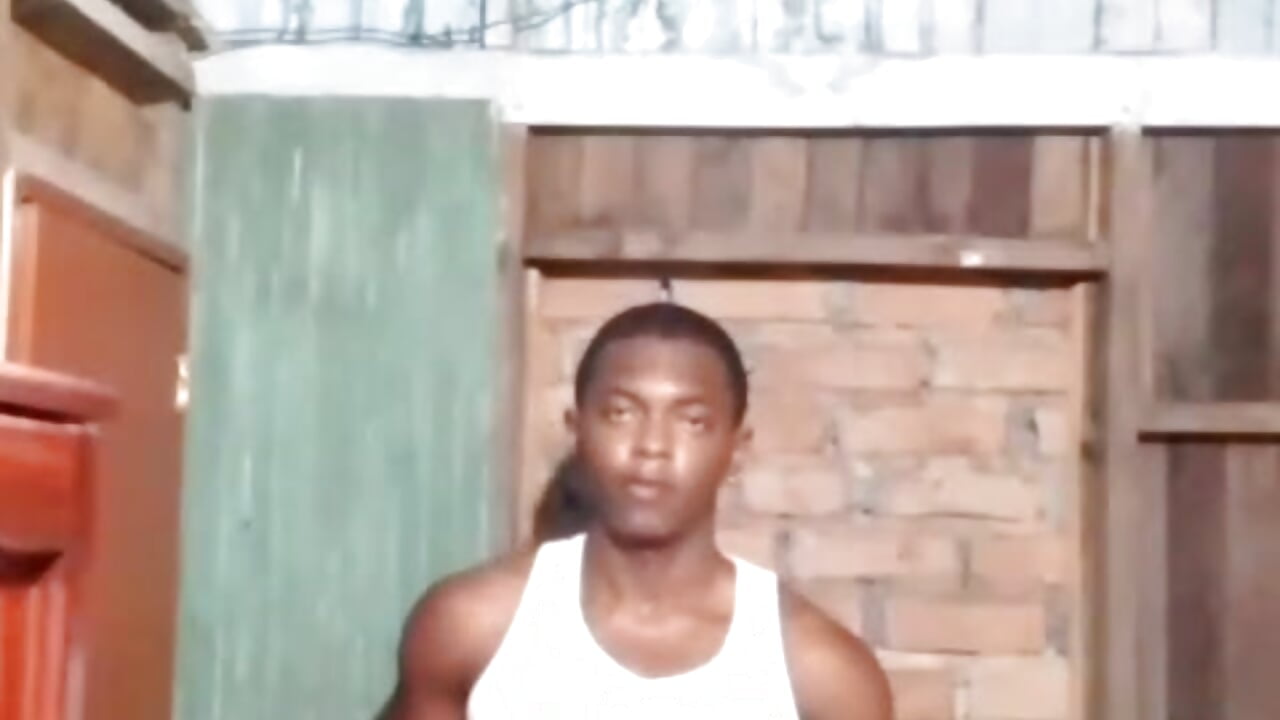 VID-20250813-WA0011 - video by doflamingo18 cam model