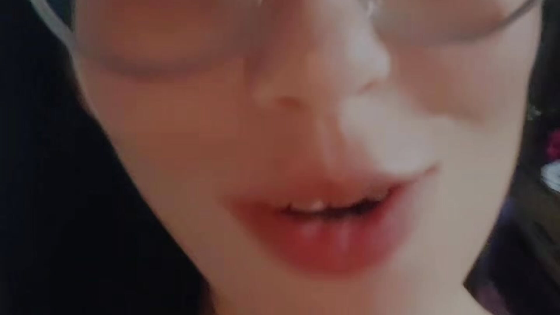 VID_20120525_033555_477 - video by Natirootls cam model