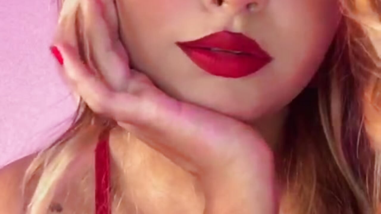 Doll - فيديو من medusa_025 موديل الكام