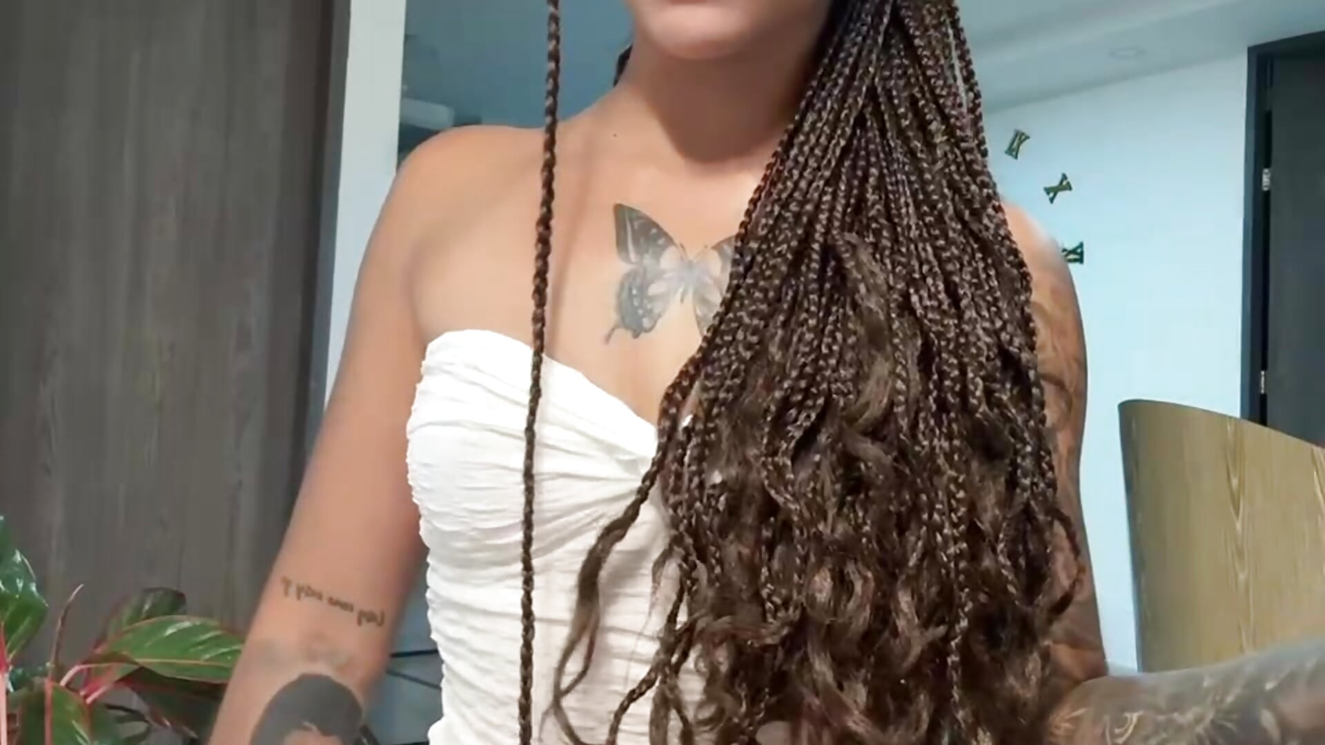 desire - video by pretty_pettite cam model