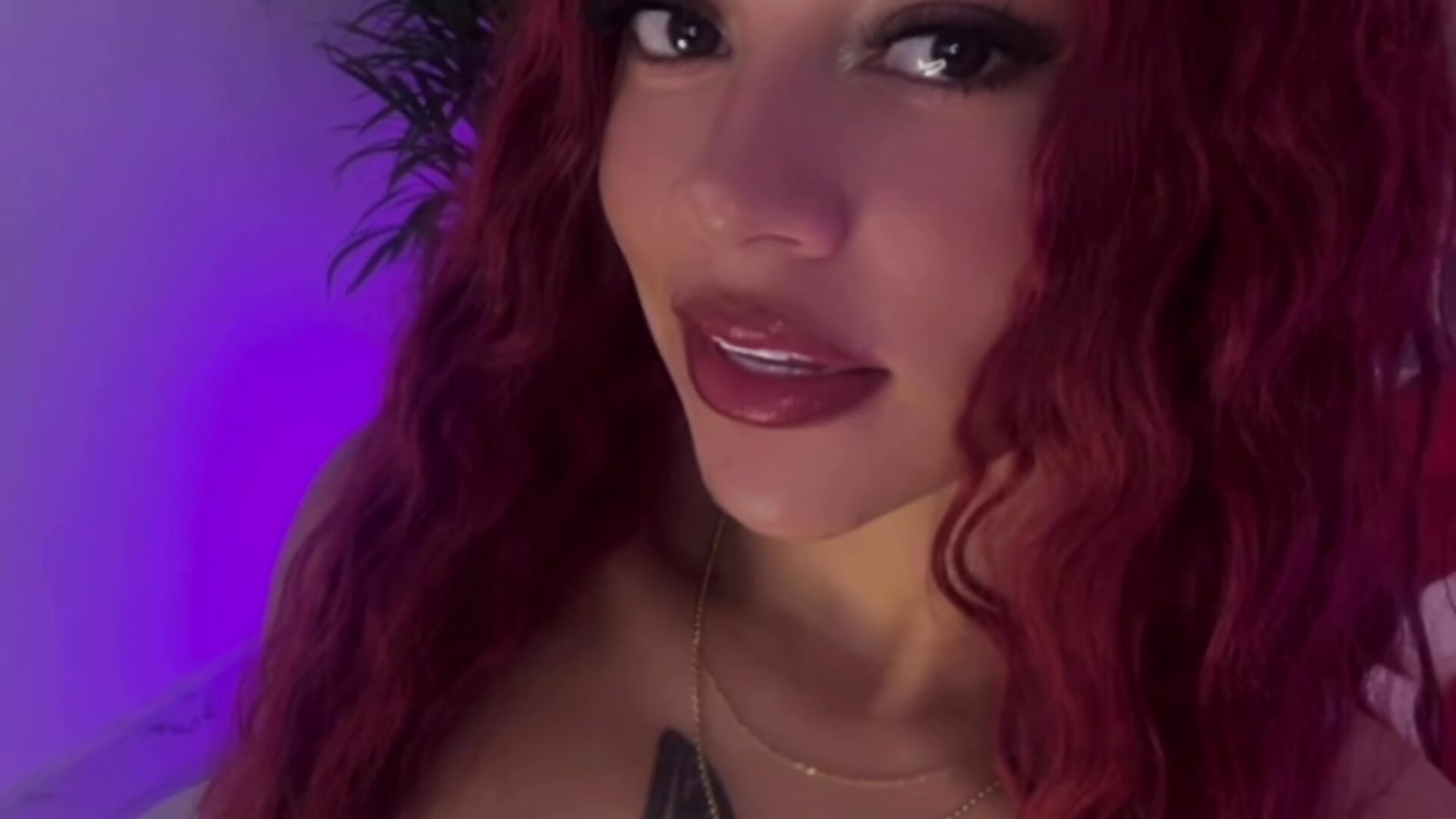 Blue ☀️ - video by pretty_pettite cam model