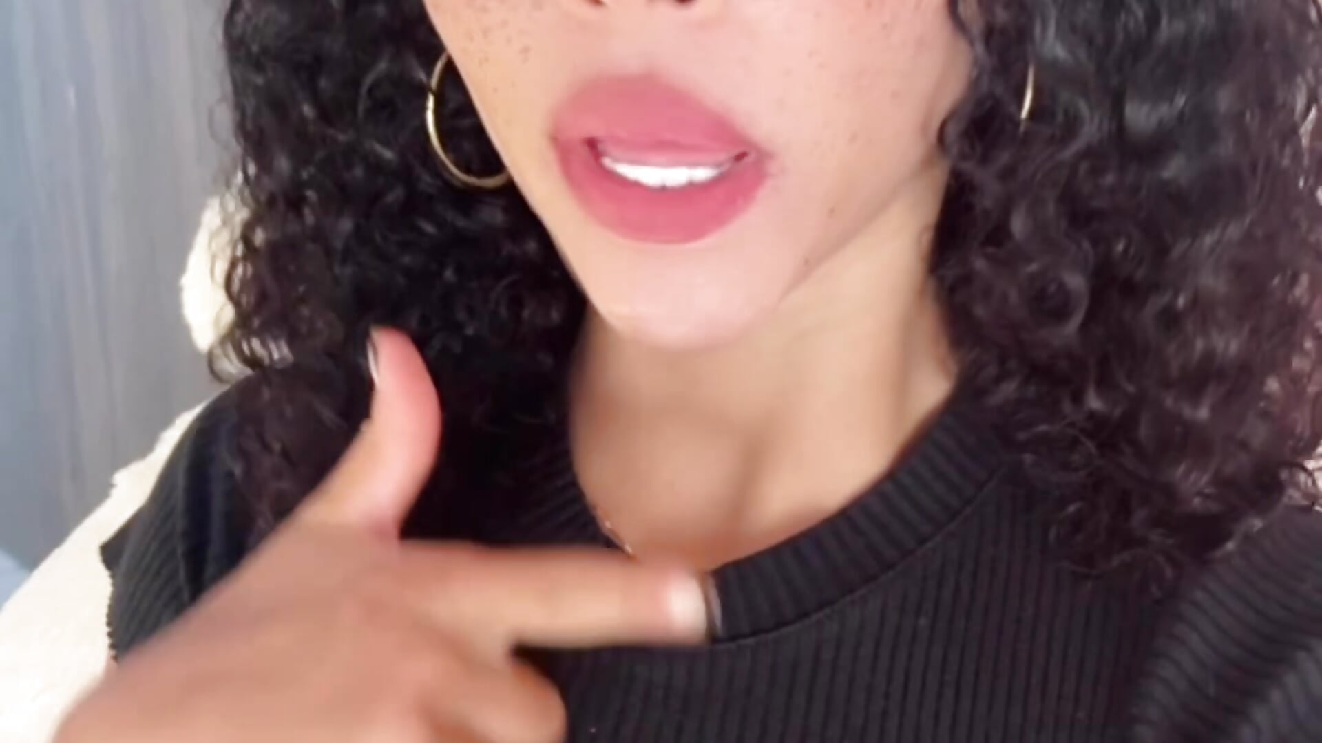 Good morning 🌞 - video by pretty_pettite cam model